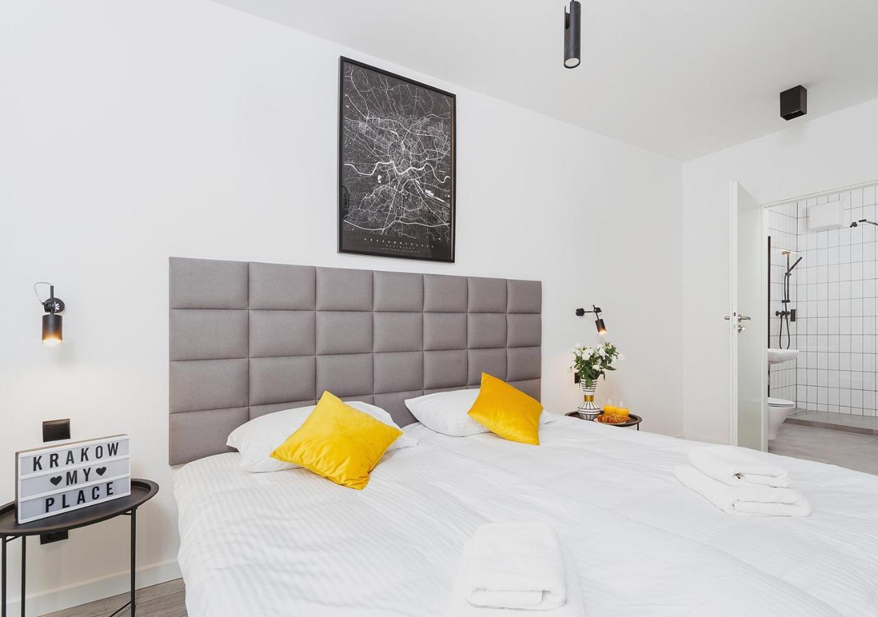 Aaron Aparthotel Cracovie Extérieur photo